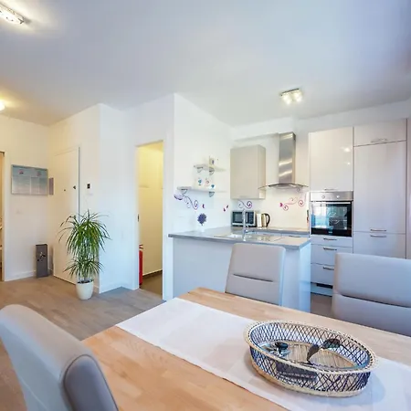 Apartment In Zadar Near Sea Organ, Cleaning Included Apartment *