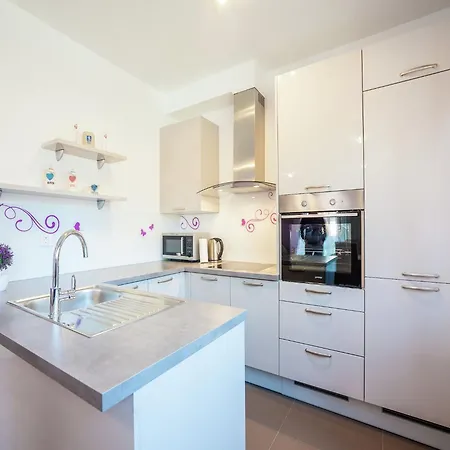 Apartment In Zadar Near Sea Organ, Cleaning Included