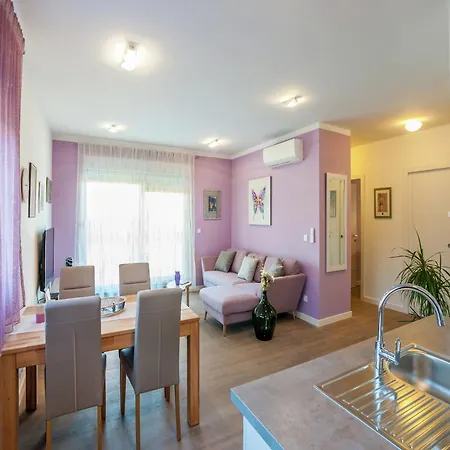 Apartment Apartment In Zadar Near Sea Organ, Cleaning Included